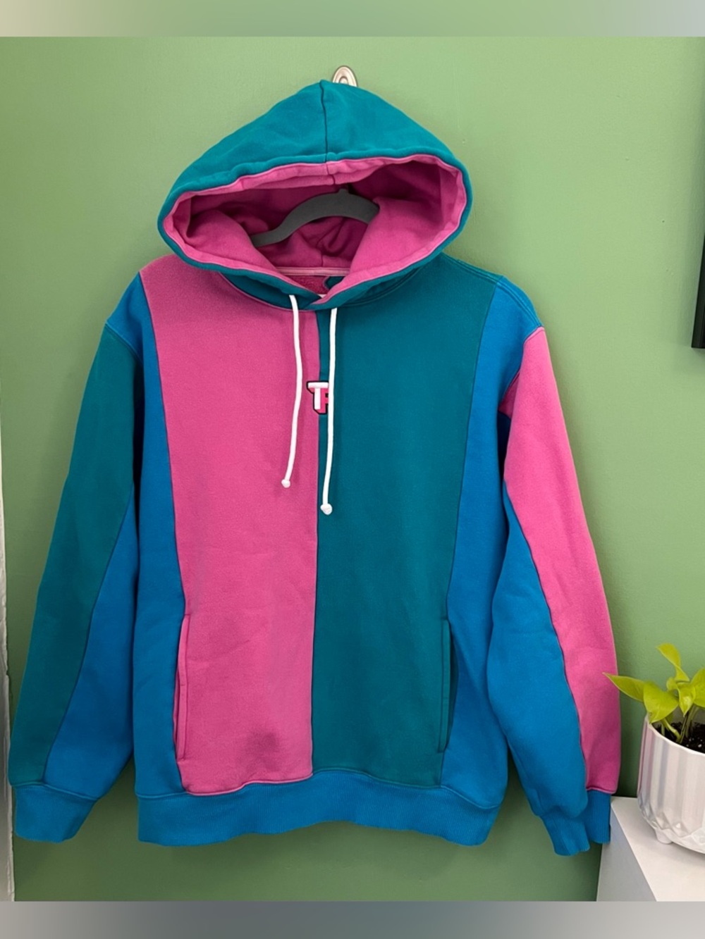 Teddy Fresh Love Colorblock Sweatshirt Hoodie Limited Edition Medium